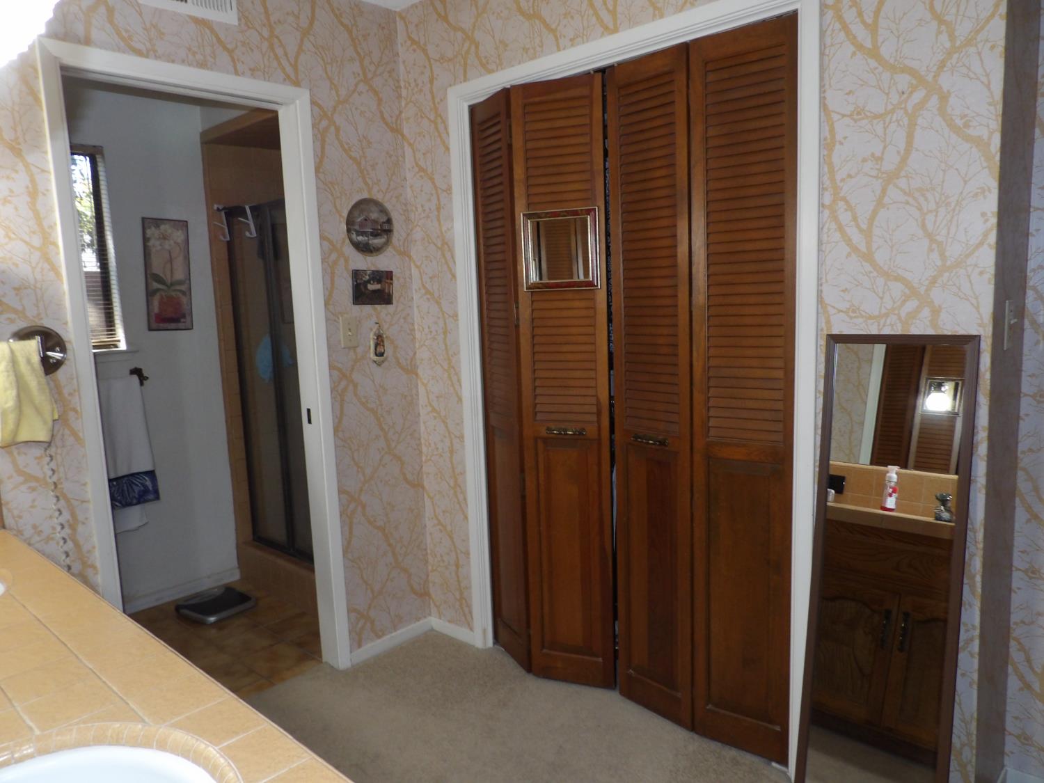 316 E Lester, Fresno, CA 93720