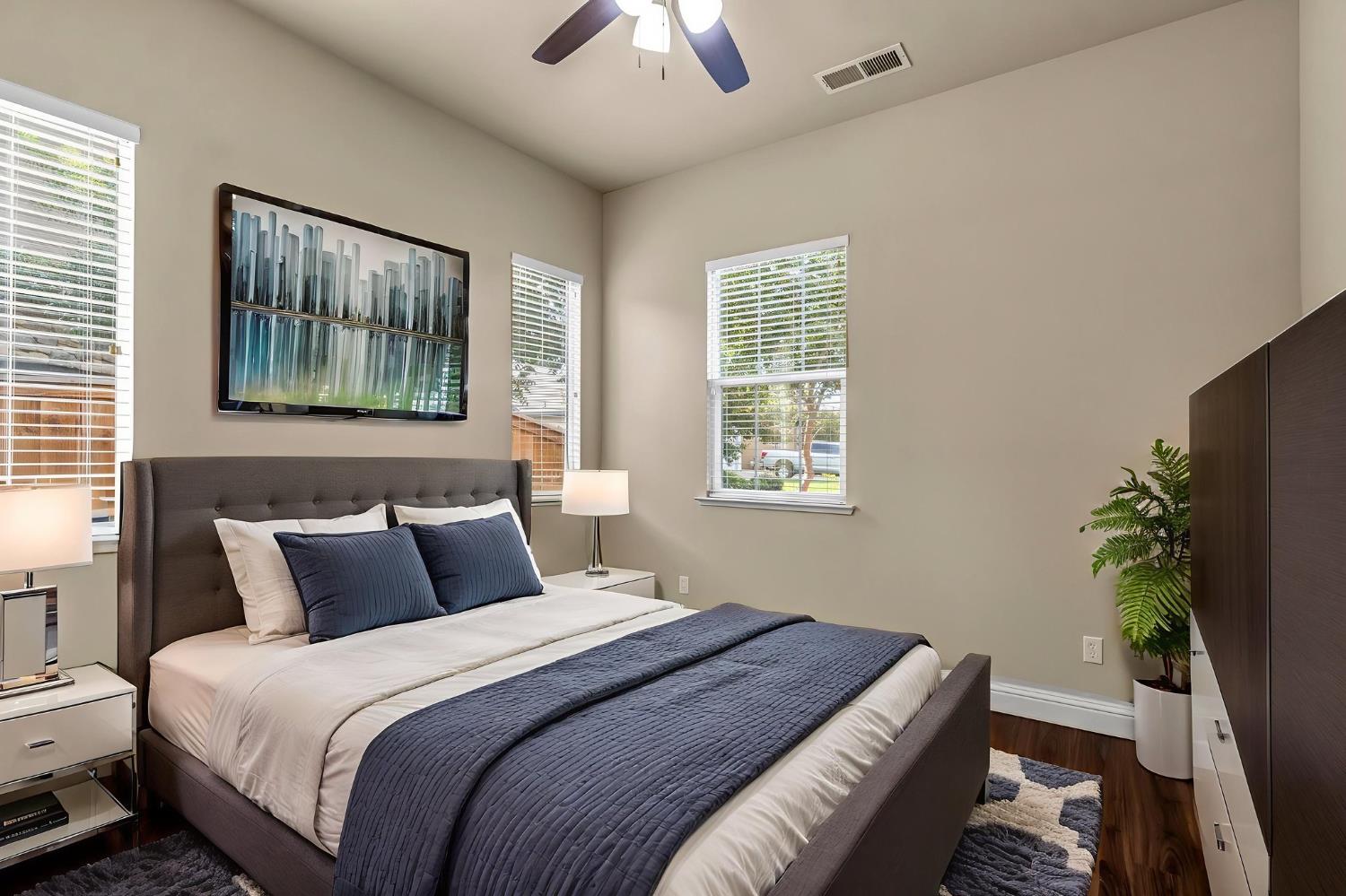 2592 E Vermont Ave, Fresno, CA 93720