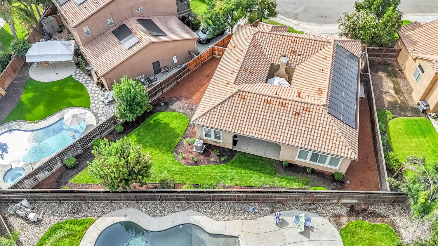 2592 E Vermont Ave, Fresno, CA 93720