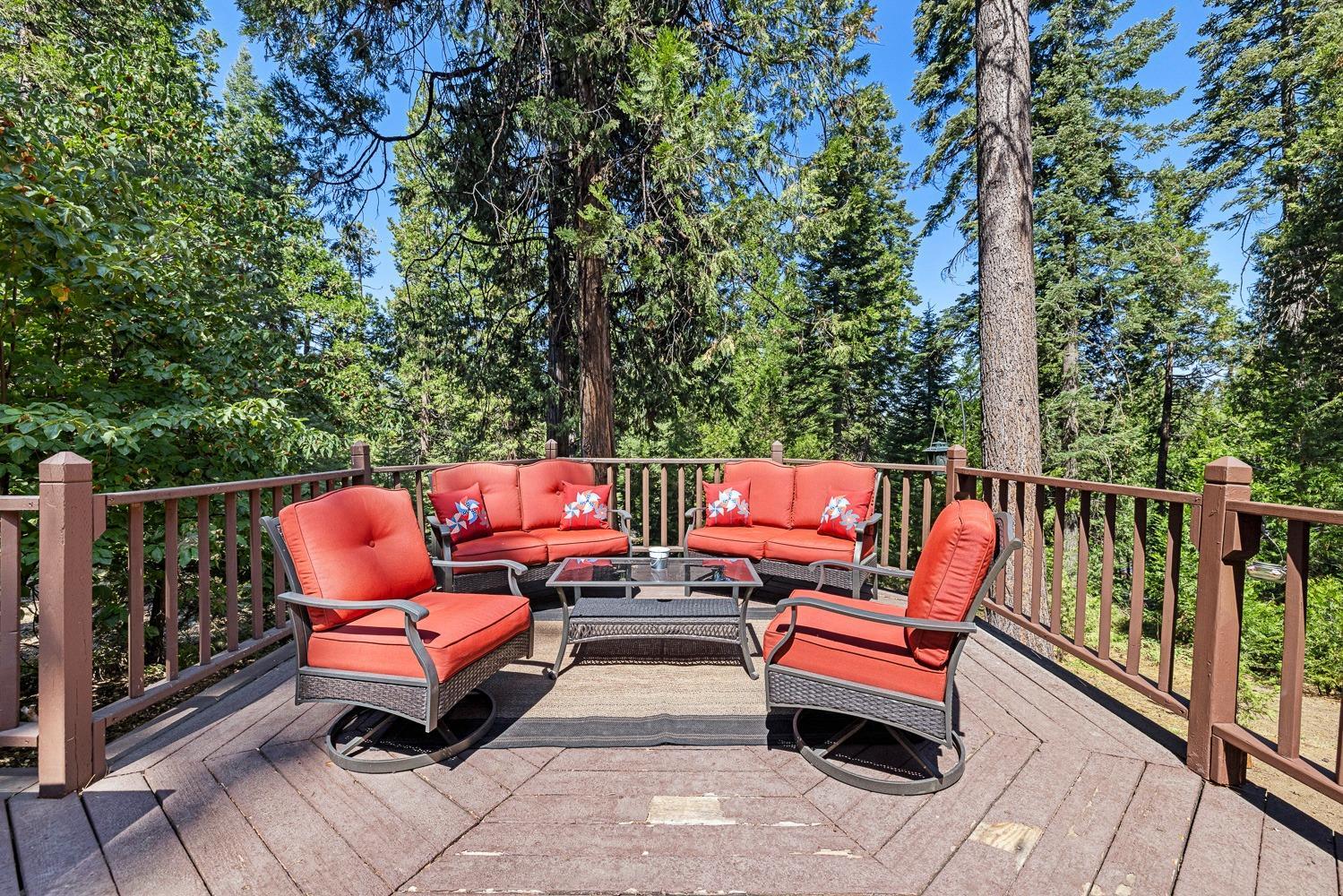 42316 Blue Meadow Ln, Shaver Lake, CA 93664