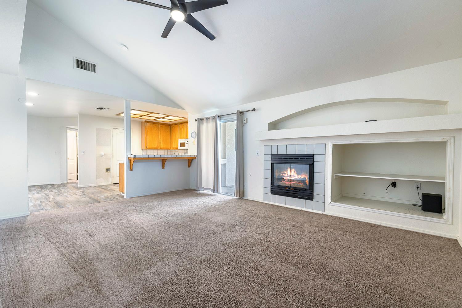 5838 W Fallon Ave, Fresno, CA 93722