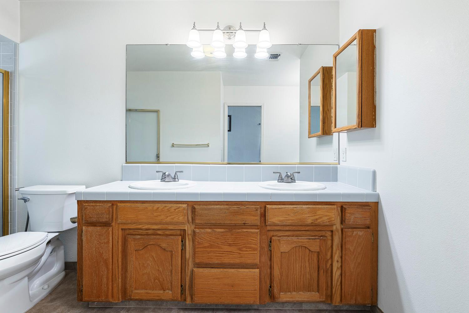 5838 W Fallon Ave, Fresno, CA 93722