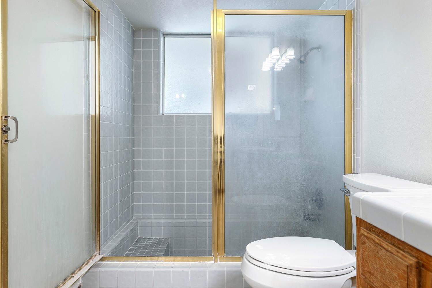 5838 W Fallon Ave, Fresno, CA 93722