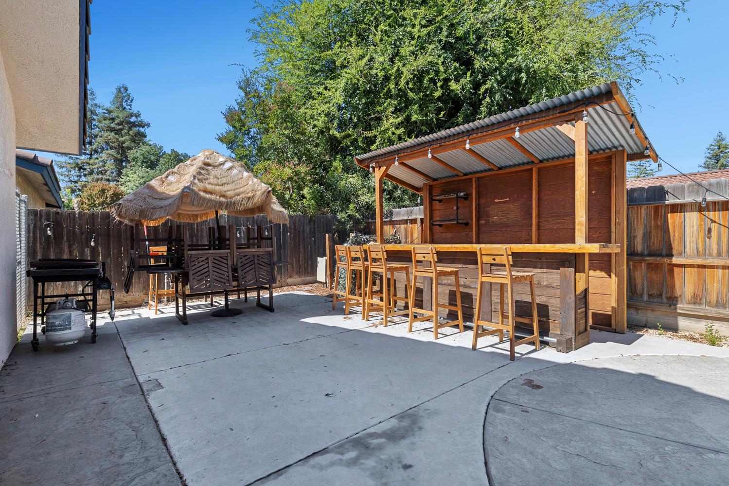 5838 W Fallon Ave, Fresno, CA 93722