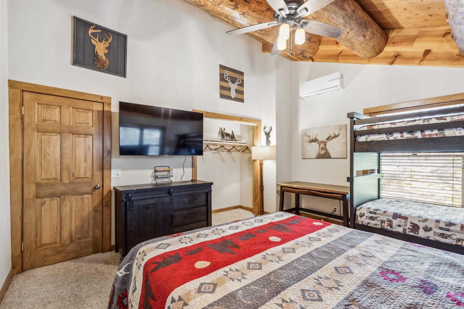 39801 Woody Ln, Shaver Lake, CA 93664