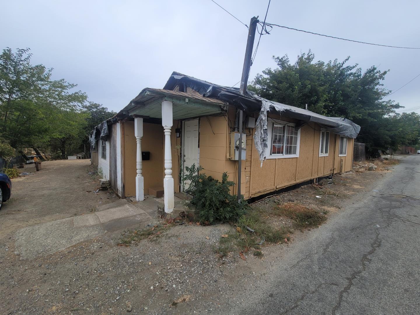 332 Lewis St #1/2, Gilroy, CA 95020