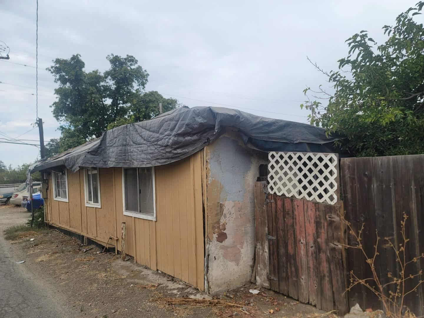 332 Lewis St #1/2, Gilroy, CA 95020