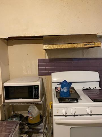 332 Lewis St #1/2, Gilroy, CA 95020