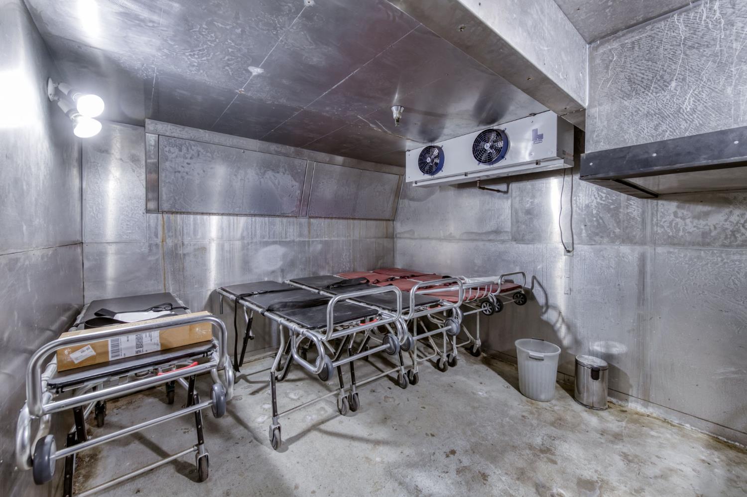 916 E Divisadero St, Fresno, CA 93721