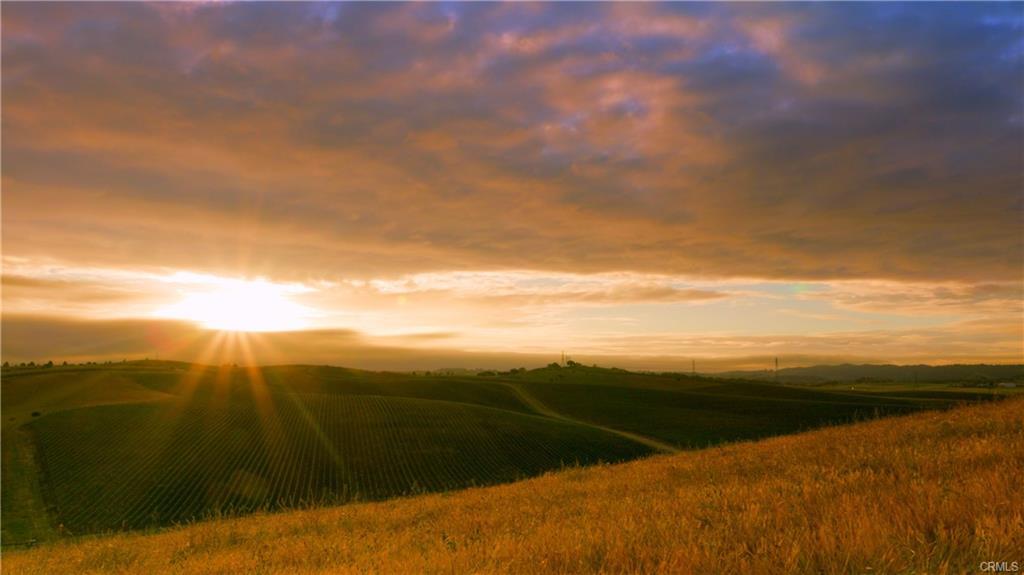 3834 Caroline, Paso Robles, CA 93446