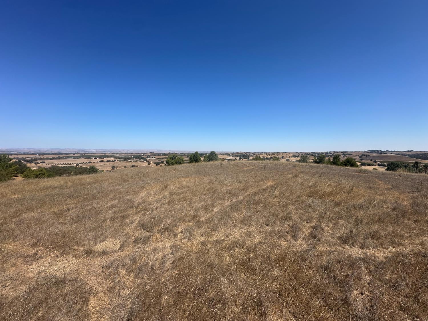 3834 Caroline, Paso Robles, CA 93446