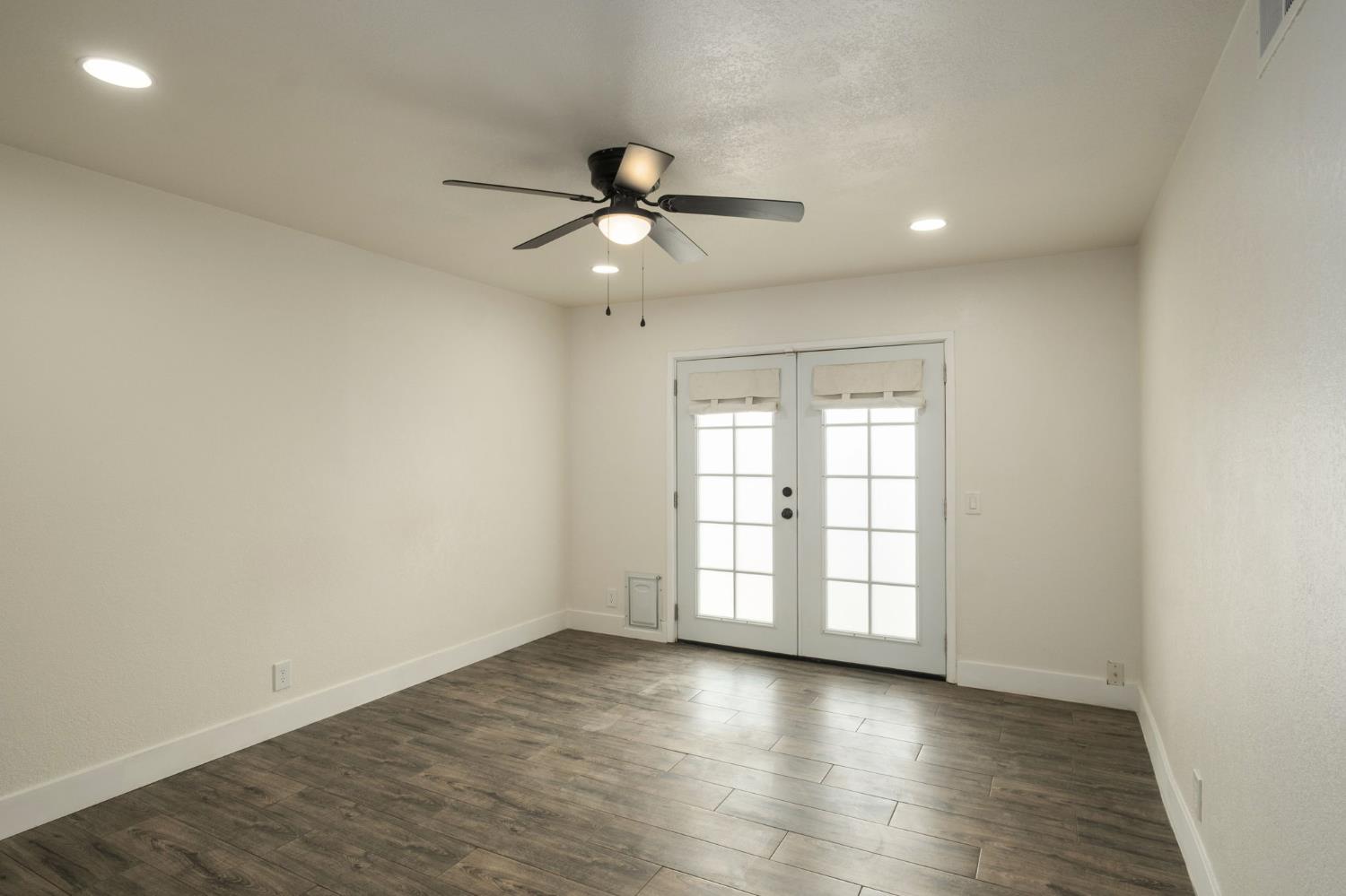 4856 N Hulbert Ave #101, Fresno, CA 93705