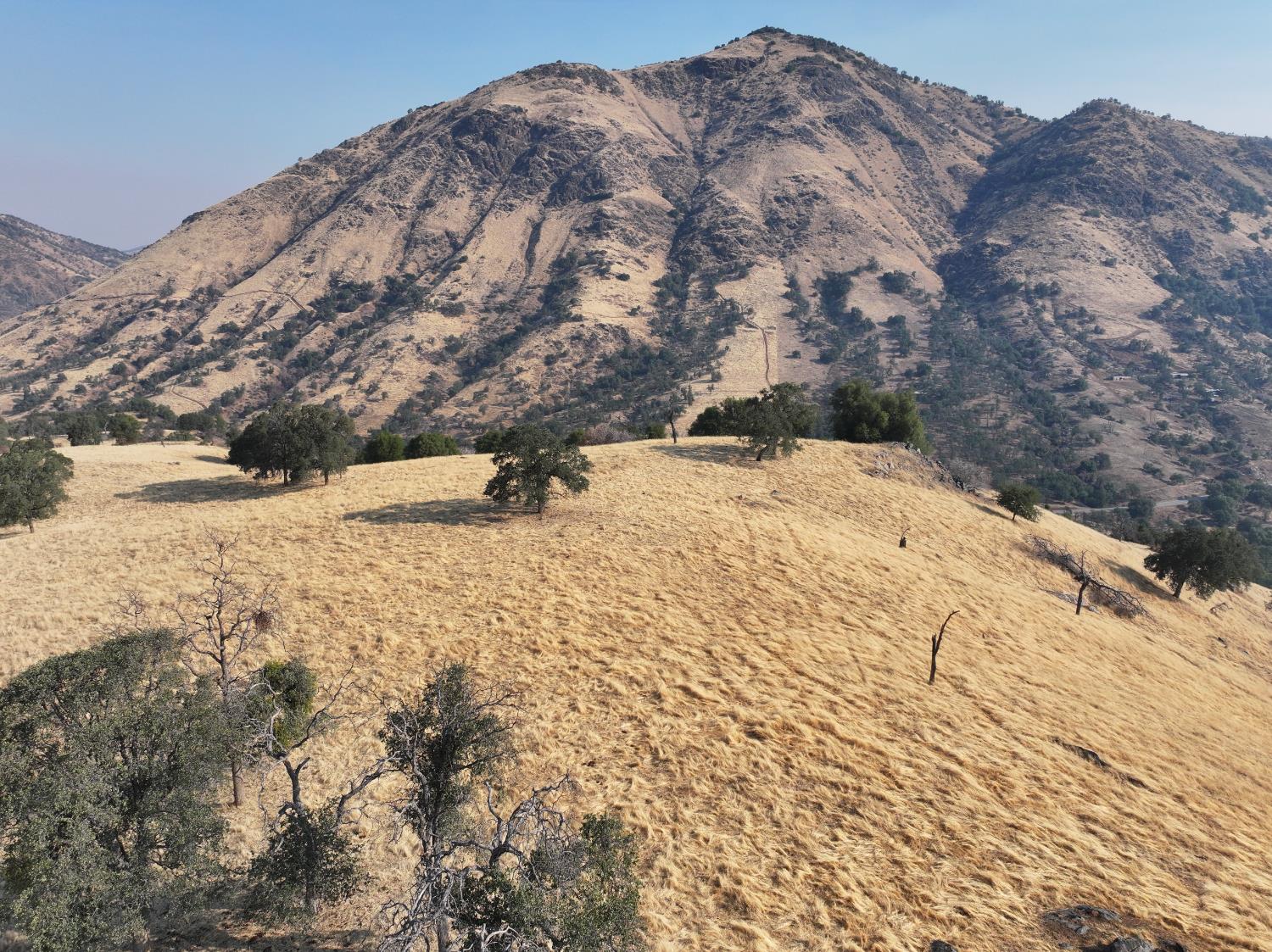 0 0 Highway 180, Yokuts Valley, CA 93675