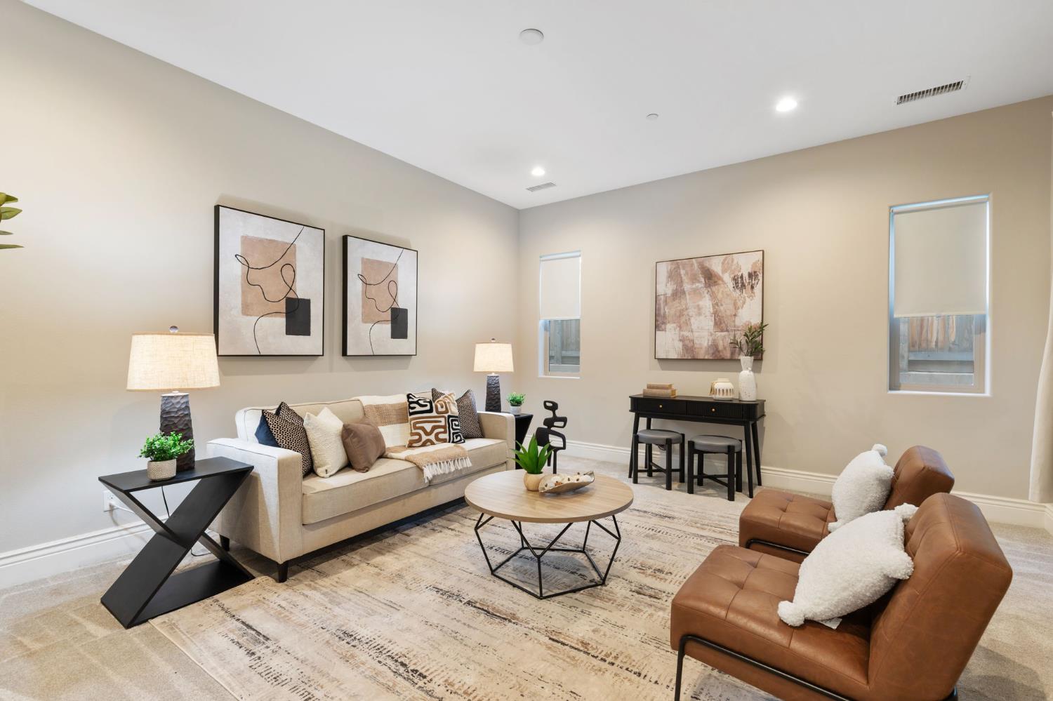 850 Overstone Ave, Madera, CA 93636