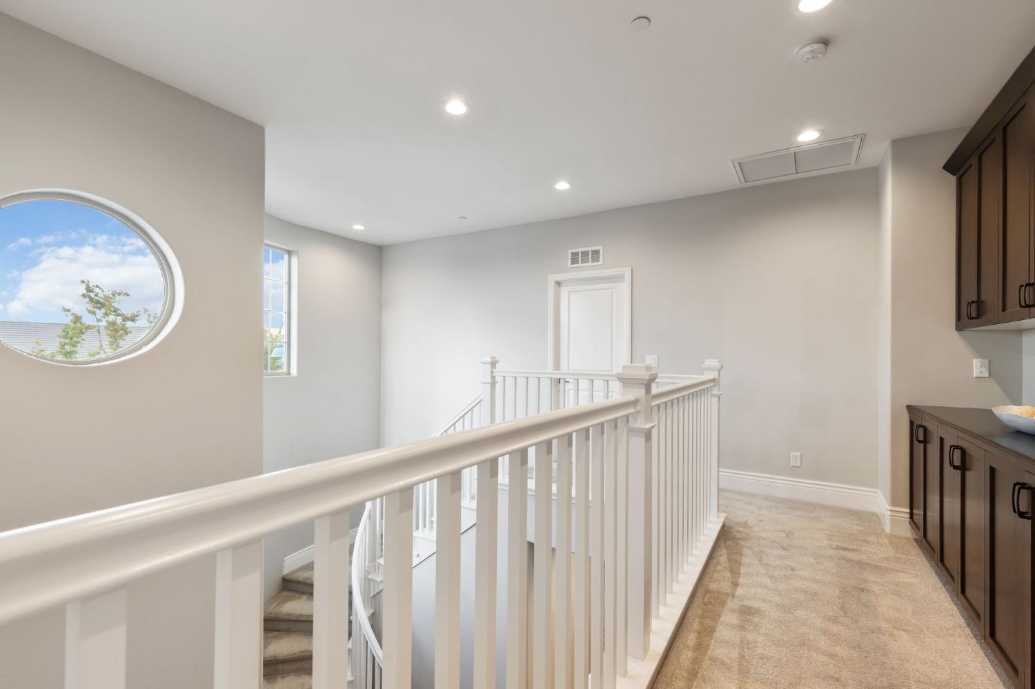 850 Overstone Ave, Madera, CA 93636