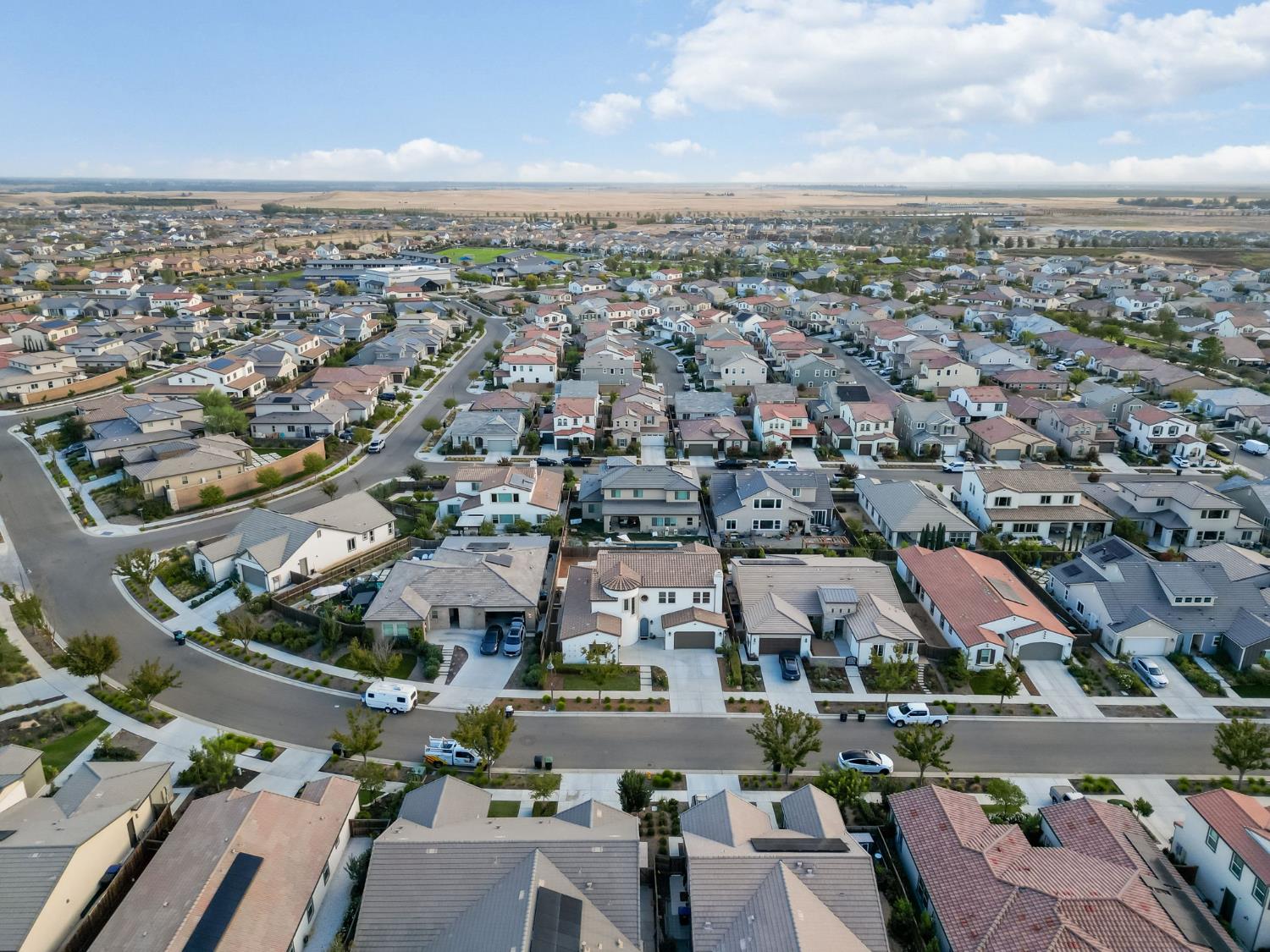 850 Overstone Ave, Madera, CA 93636