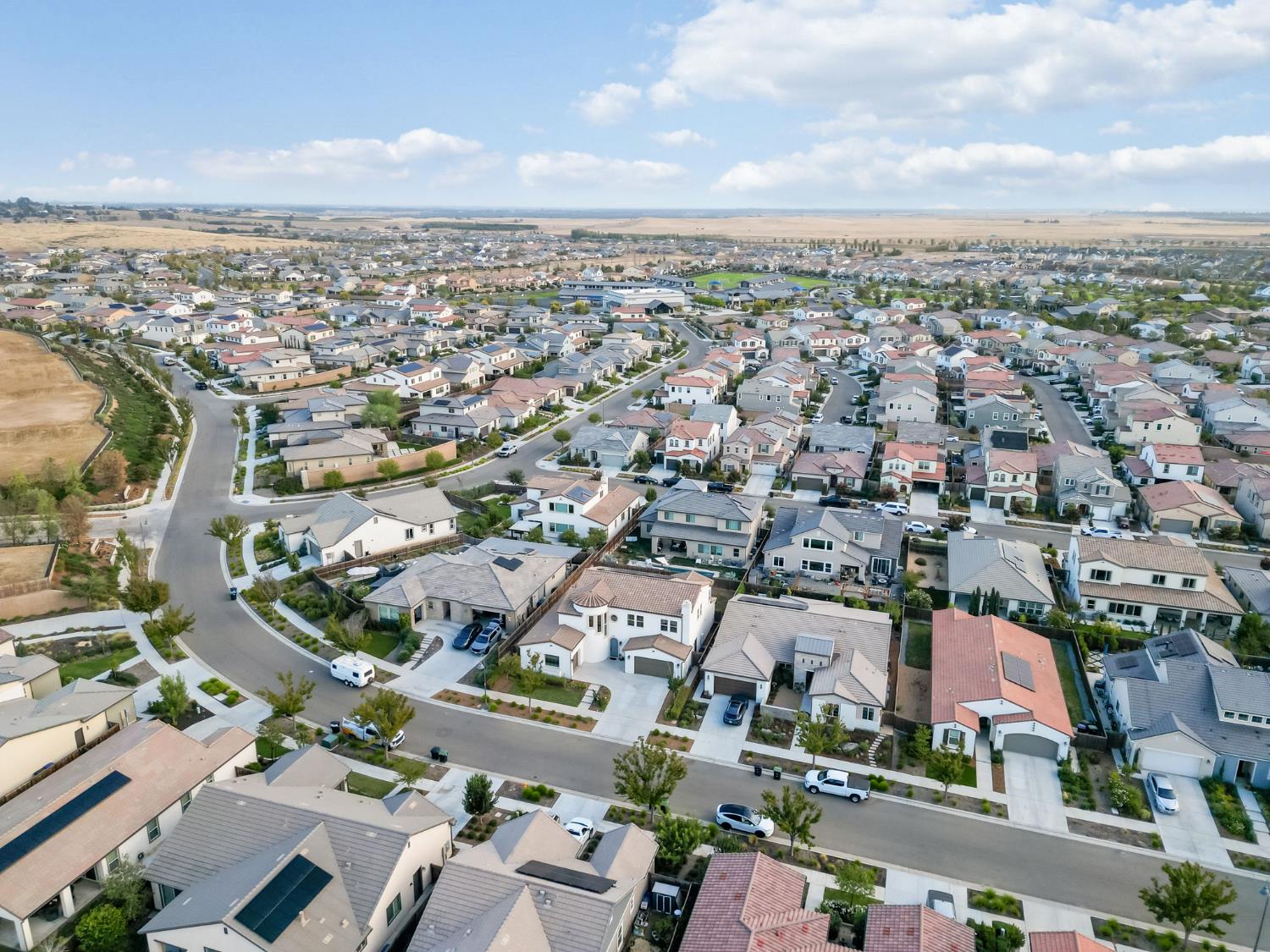 850 Overstone Ave, Madera, CA 93636