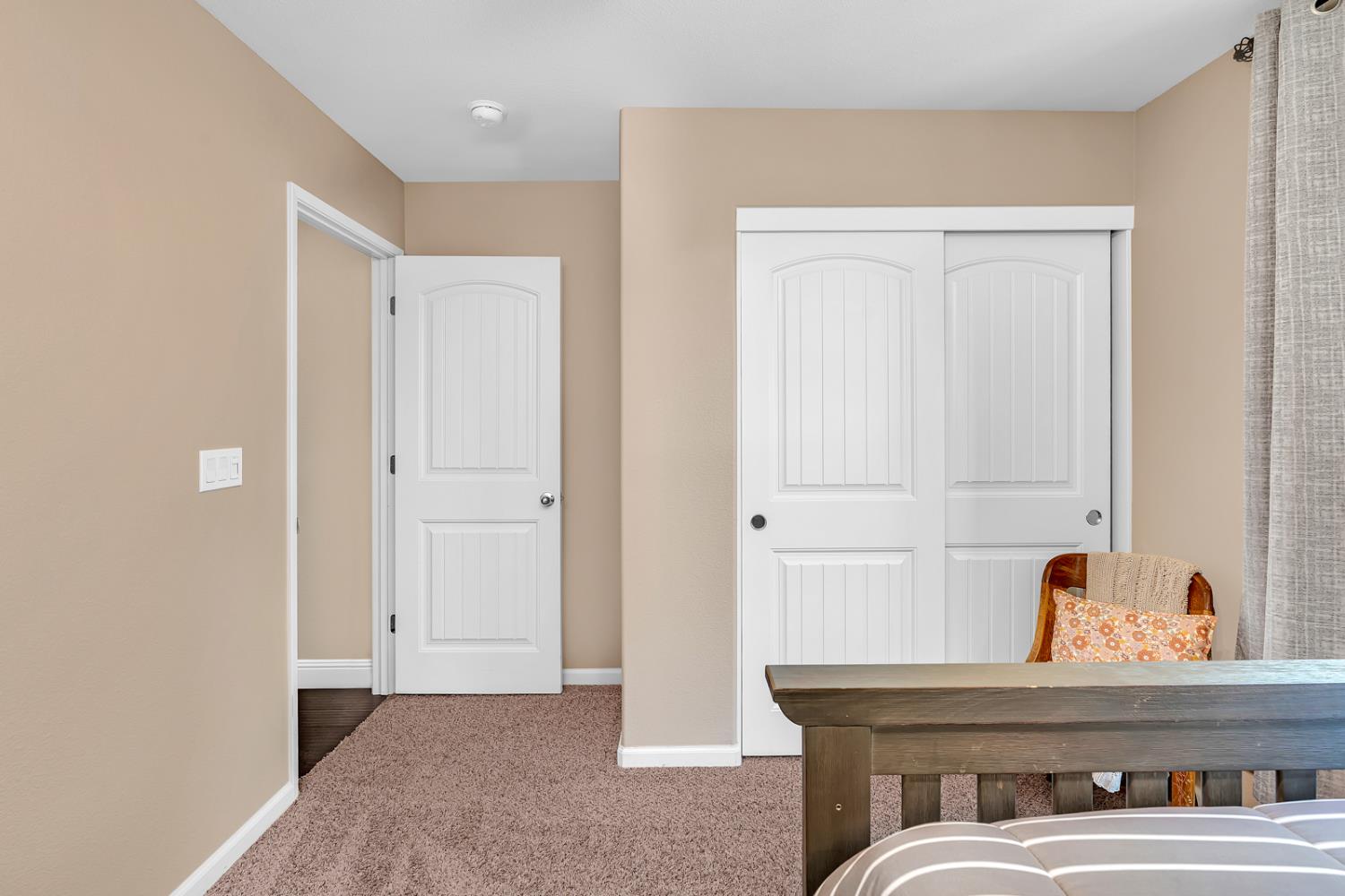 5447 E Burns Ave, Fresno, CA 93727