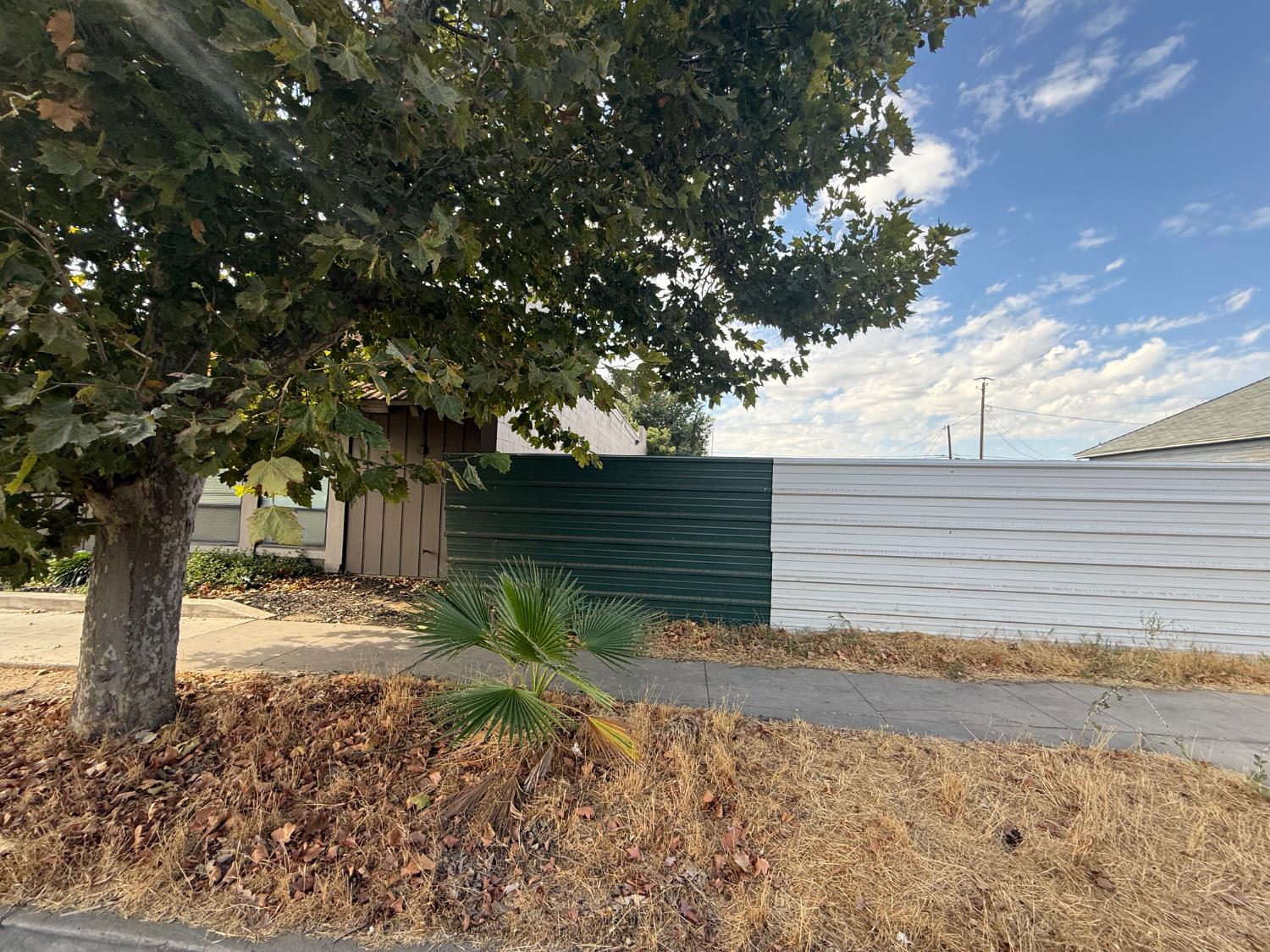 304 N D St, Madera, CA 93638