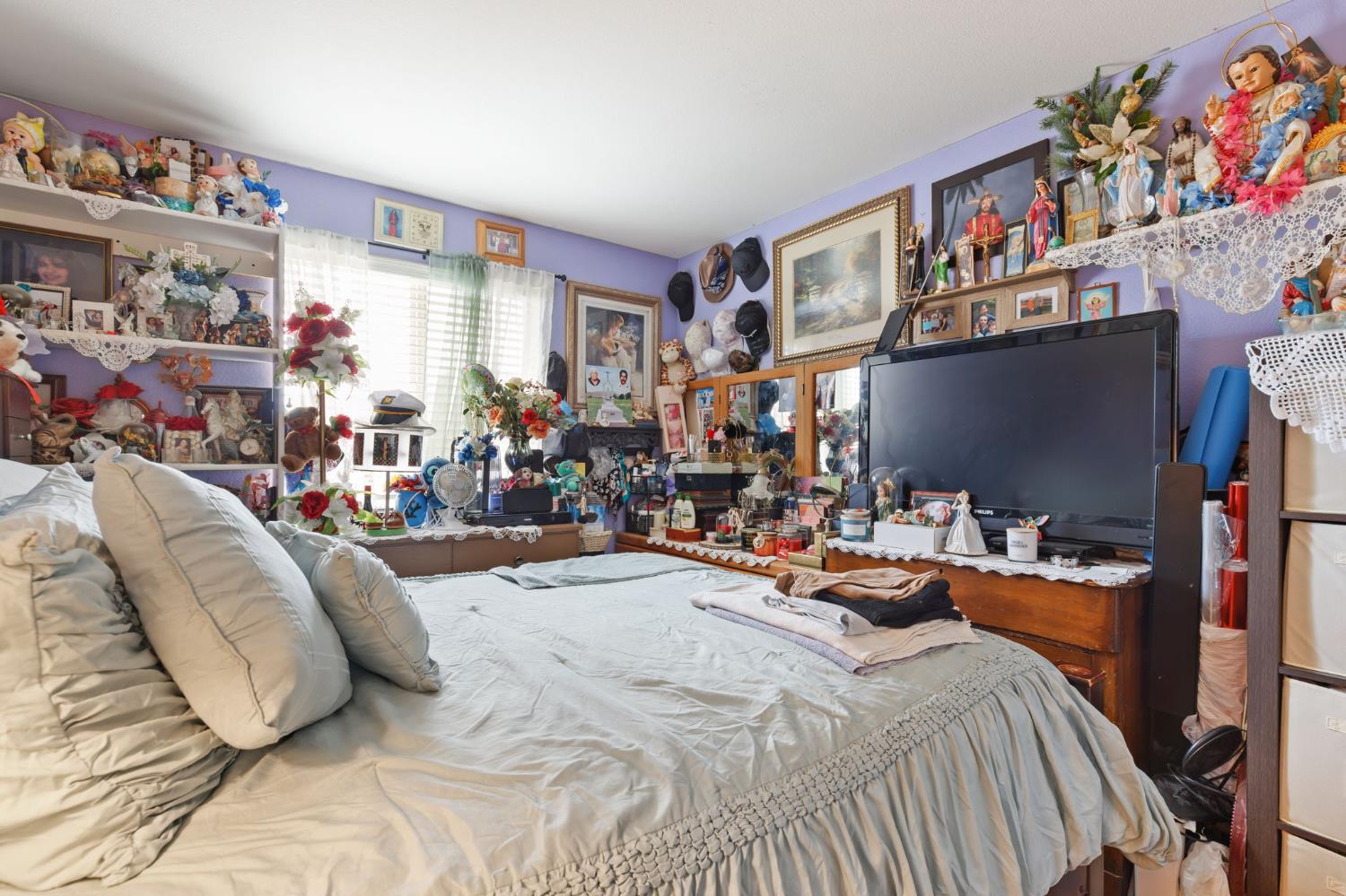 631 Persimmon St, Madera, CA 93638