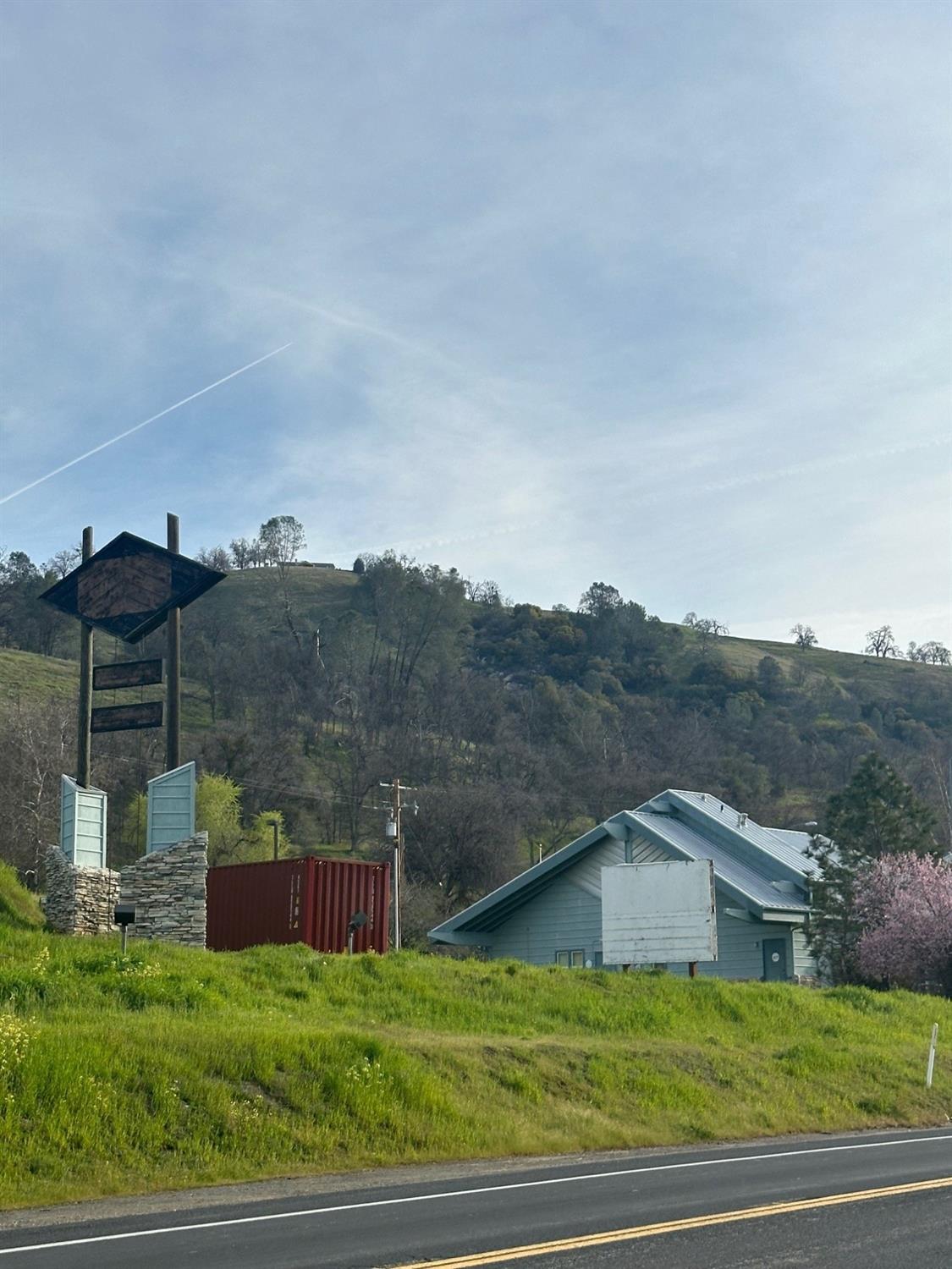 46982 Pony Express Ln, Coarsegold, CA 93614