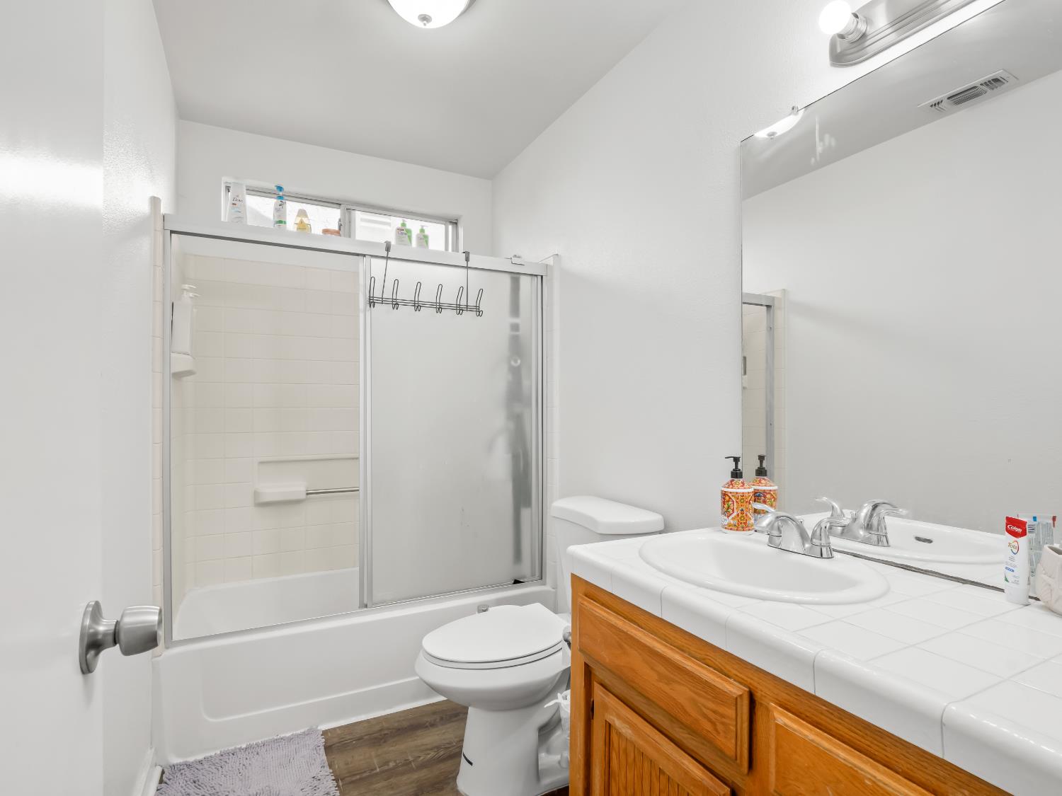 3537 W Fedora Ave, Fresno, CA 93722