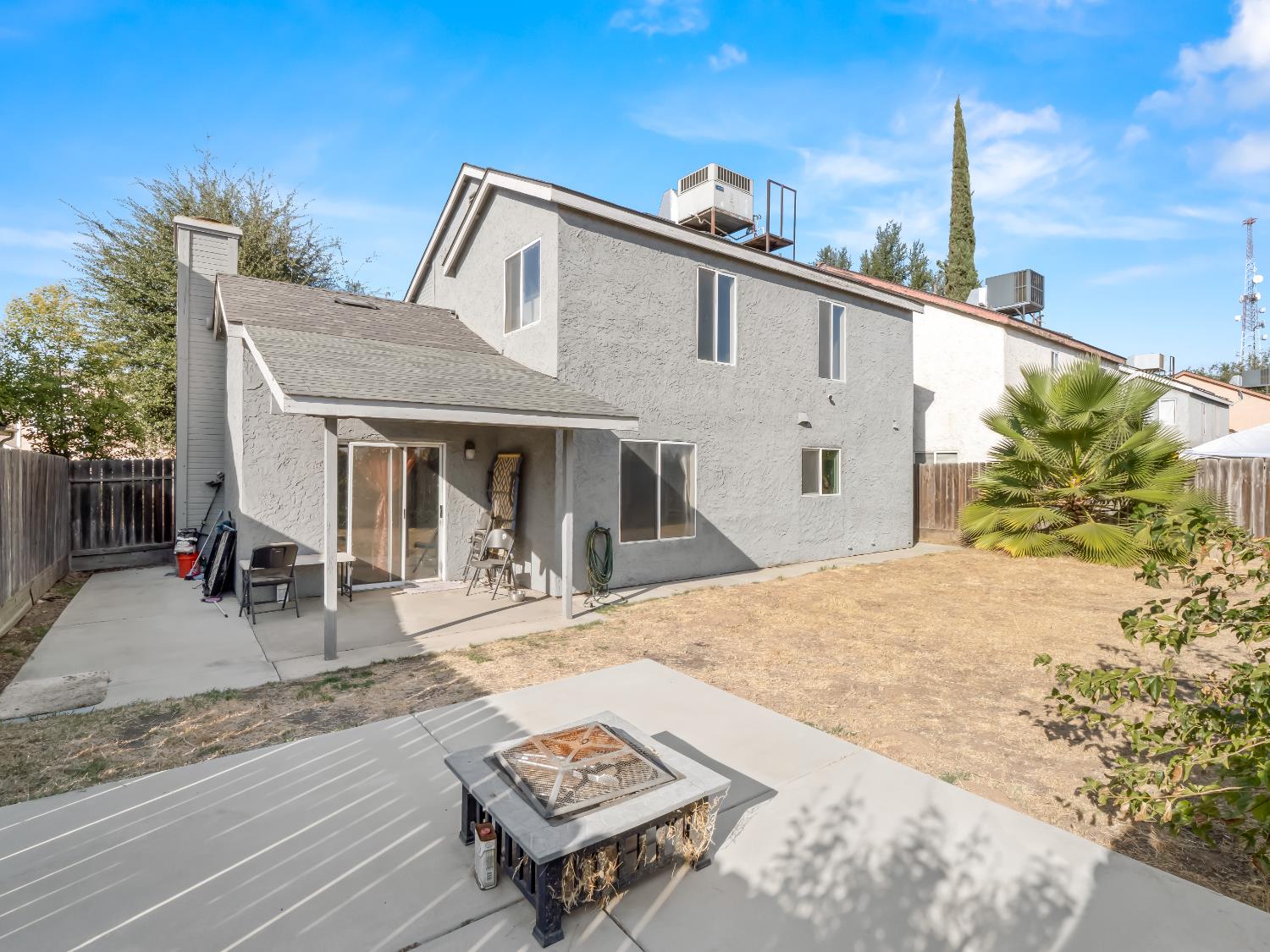 3537 W Fedora Ave, Fresno, CA 93722