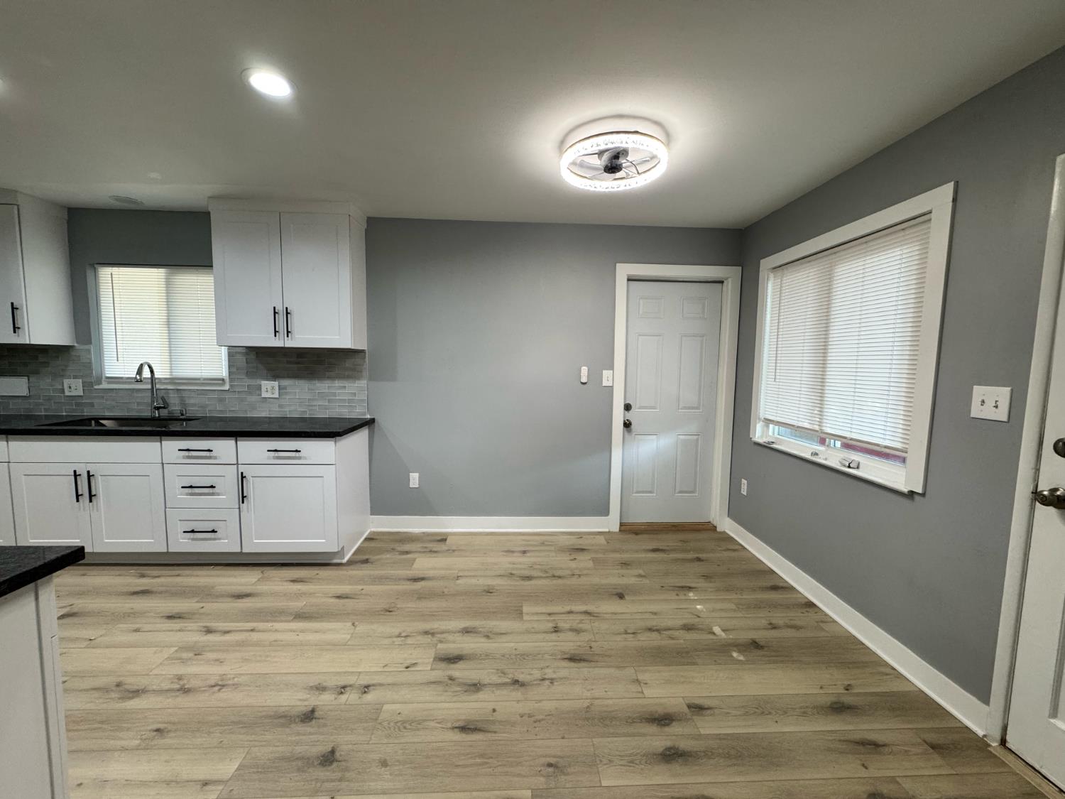 5435 N Bond St, Fresno, CA 93710