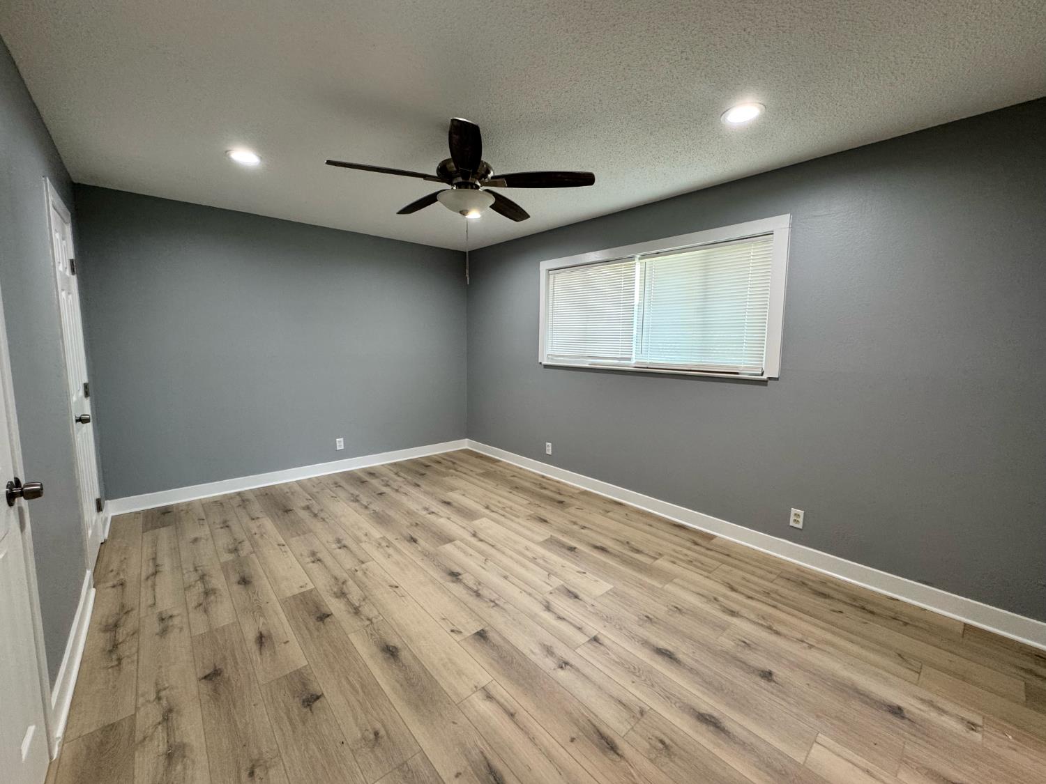 5435 N Bond St, Fresno, CA 93710