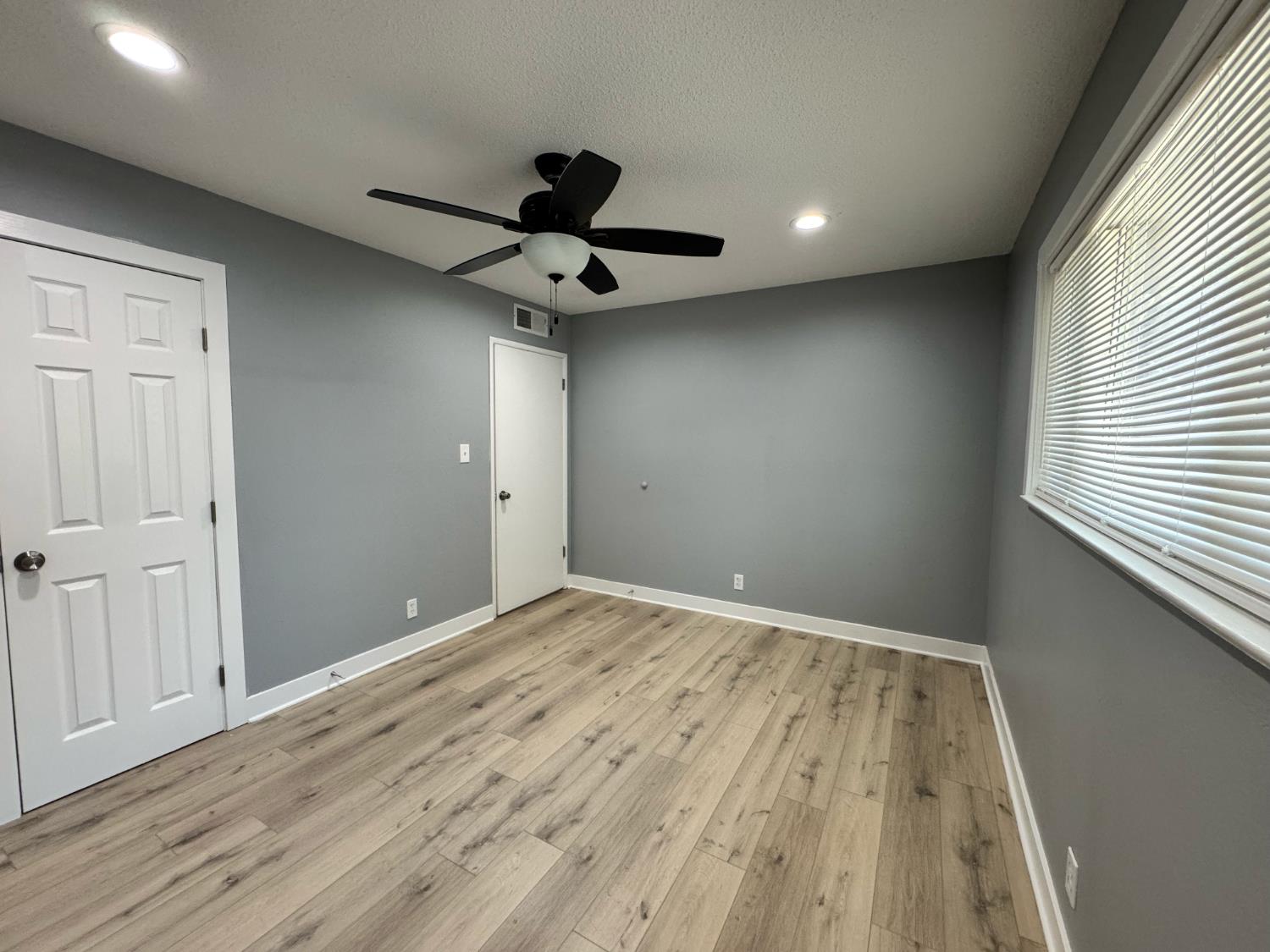 5435 N Bond St, Fresno, CA 93710