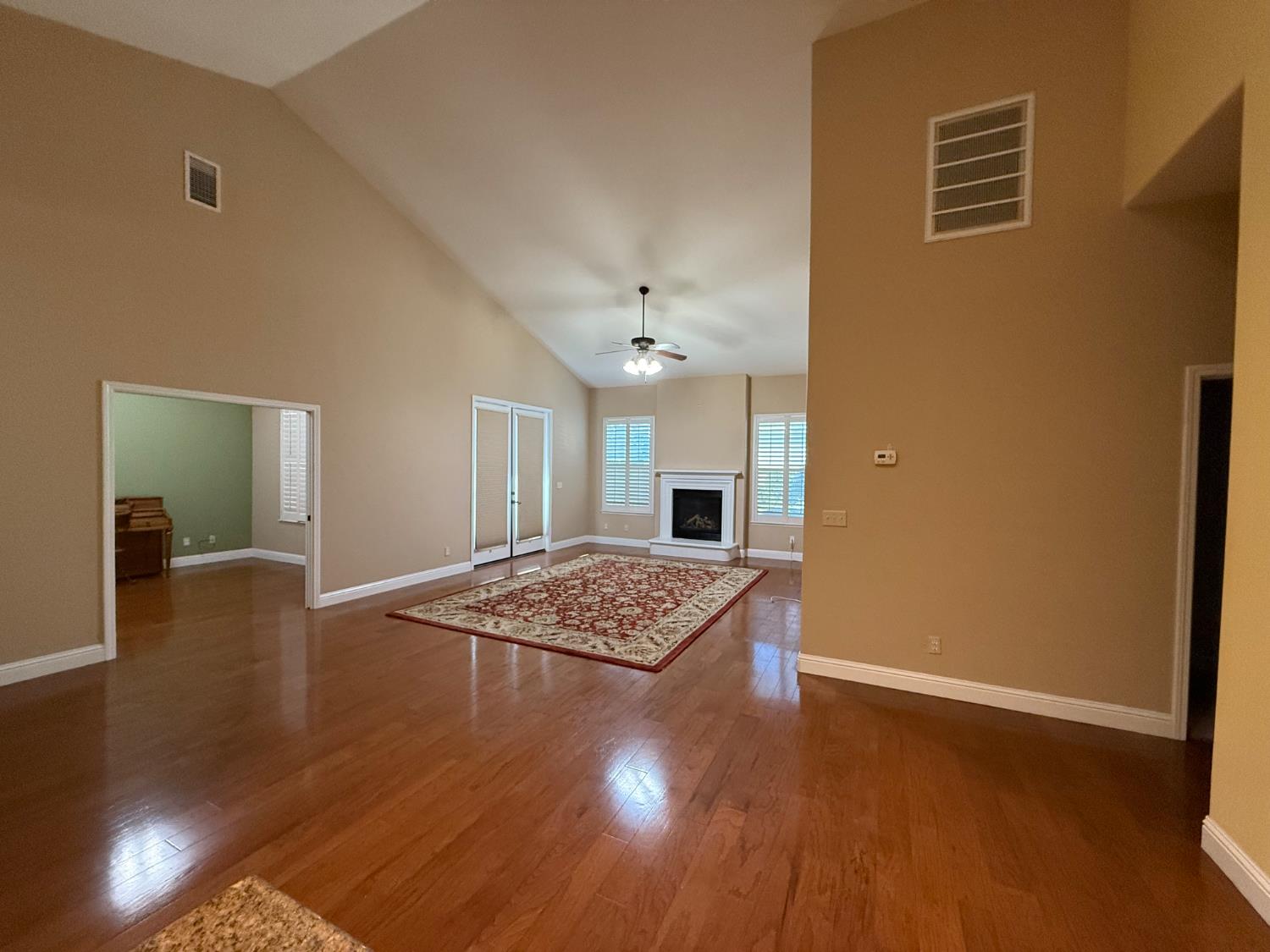 2087 S Church, Reedley, CA 93654