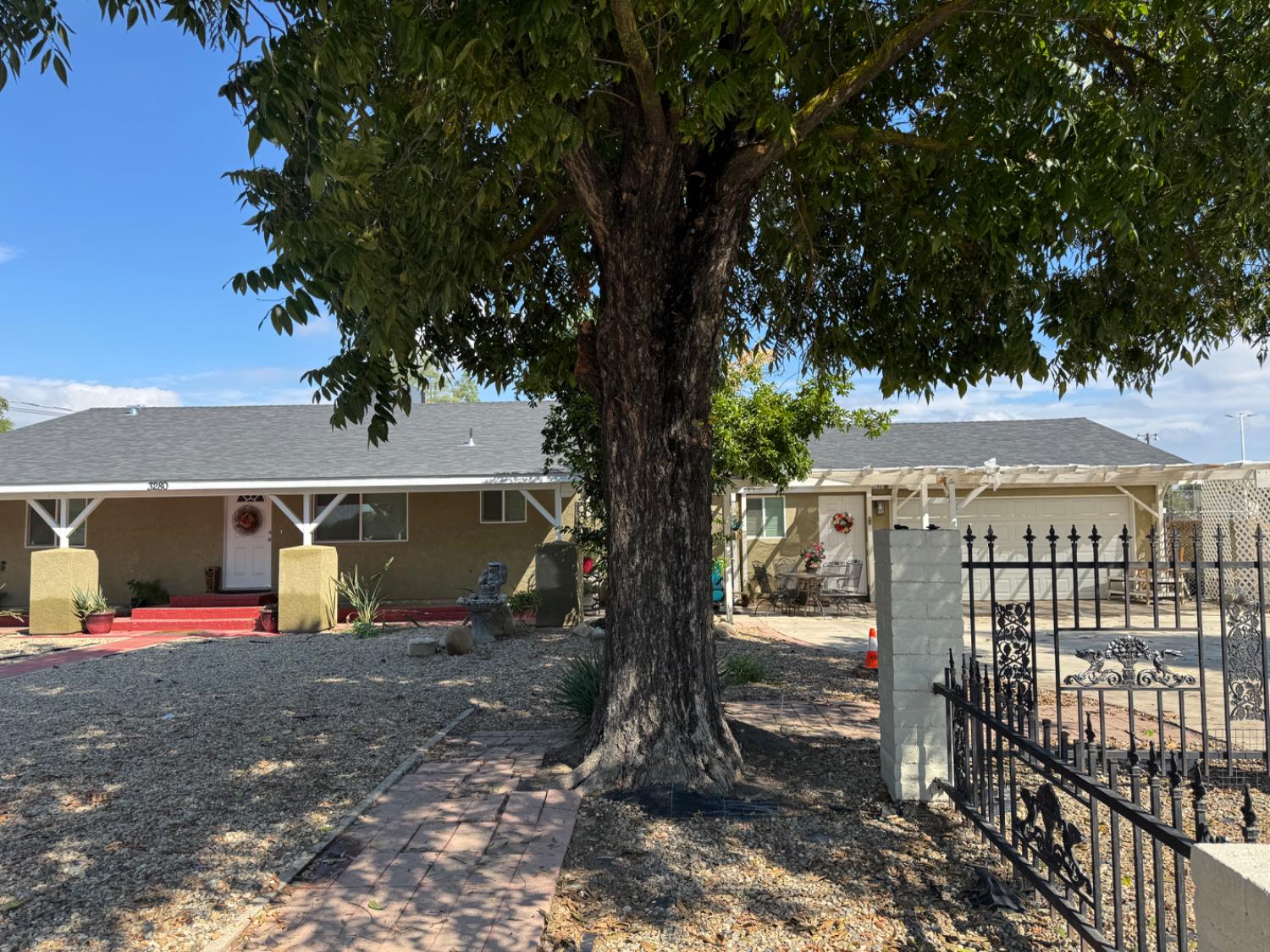 3280 McCall ave, Selma, CA 93662