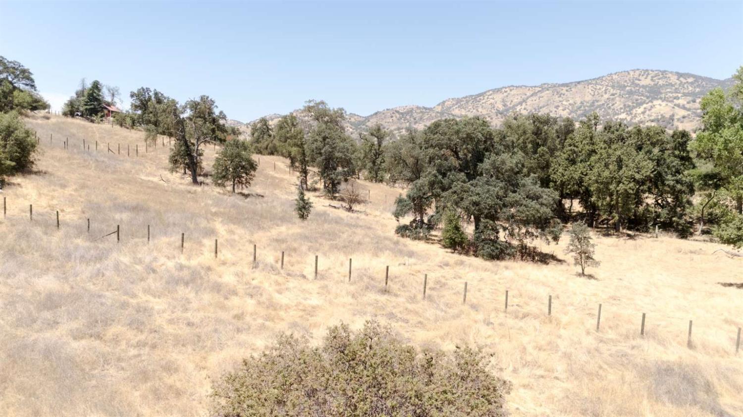37127 Ripple Ln, Yokuts Valley, CA 93675