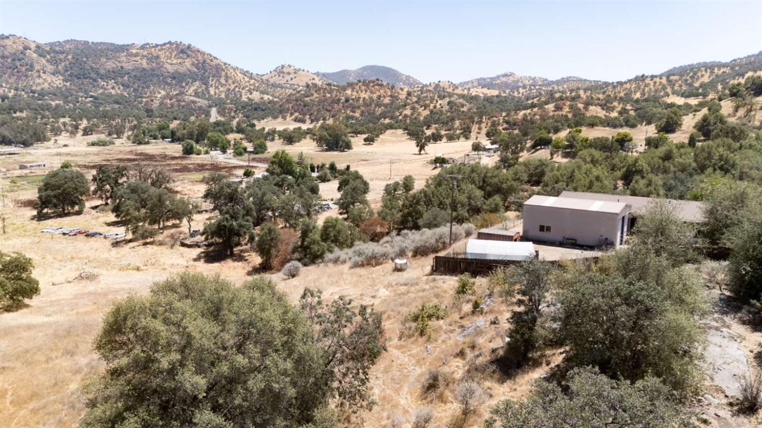 37127 Ripple Ln, Yokuts Valley, CA 93675