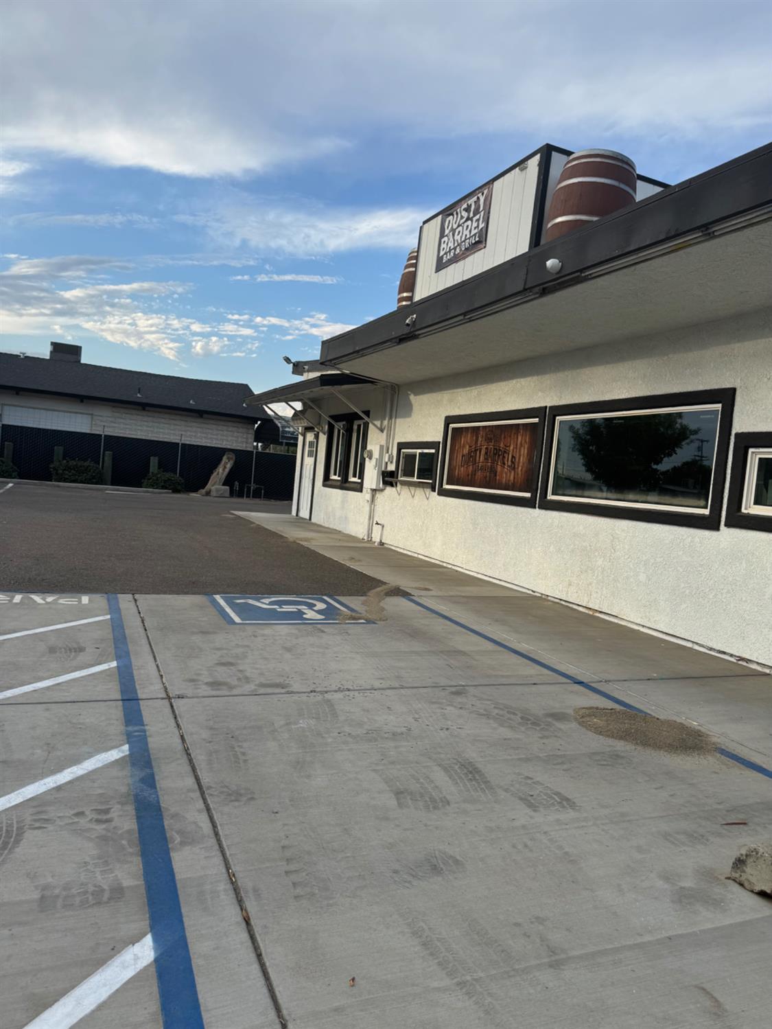 703 N Gateway Dr, Madera, CA 93637