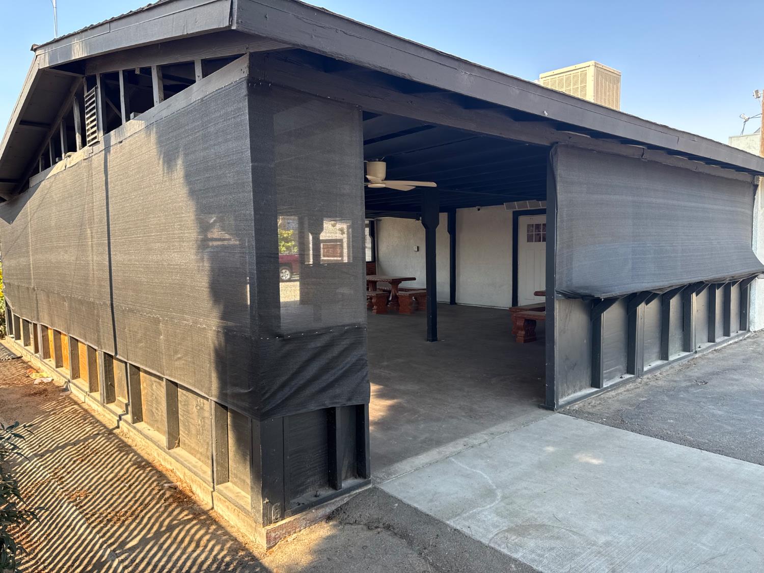 703 N Gateway Dr, Madera, CA 93637