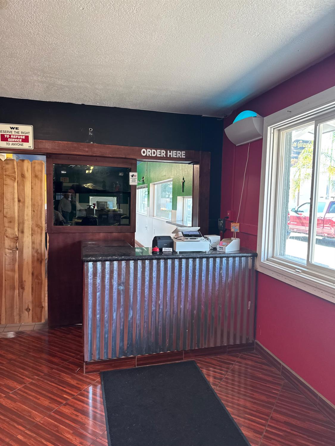 703 N Gateway Dr, Madera, CA 93637