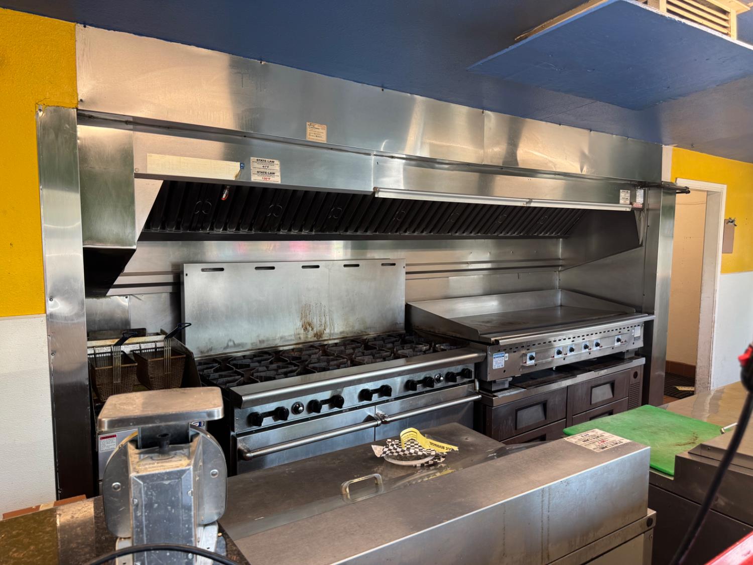 703 N Gateway Dr, Madera, CA 93637