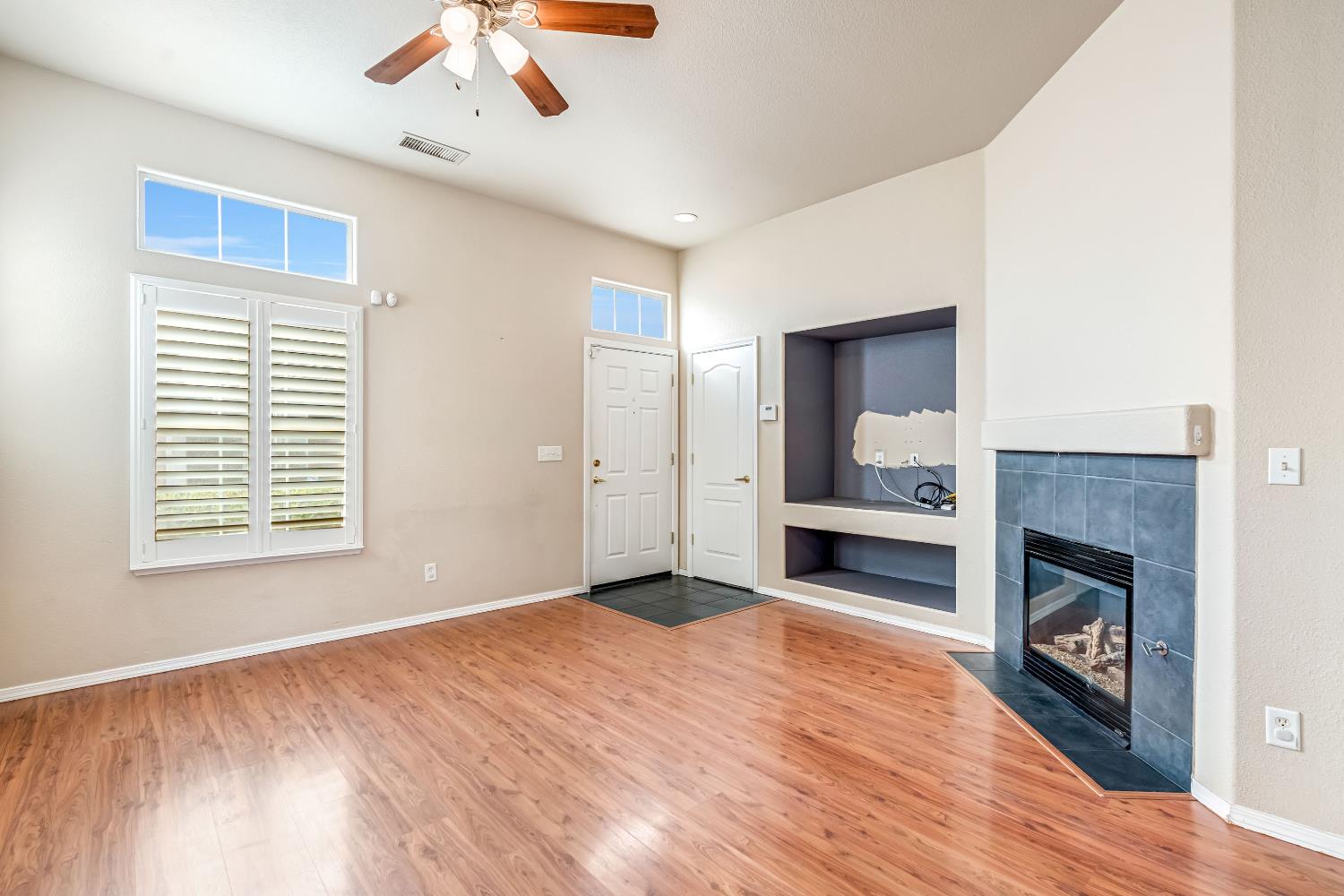 4088 W Fig Tree Ln, Fresno, CA 93722