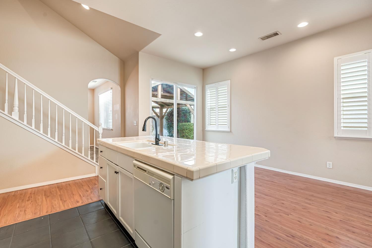 4088 W Fig Tree Ln, Fresno, CA 93722