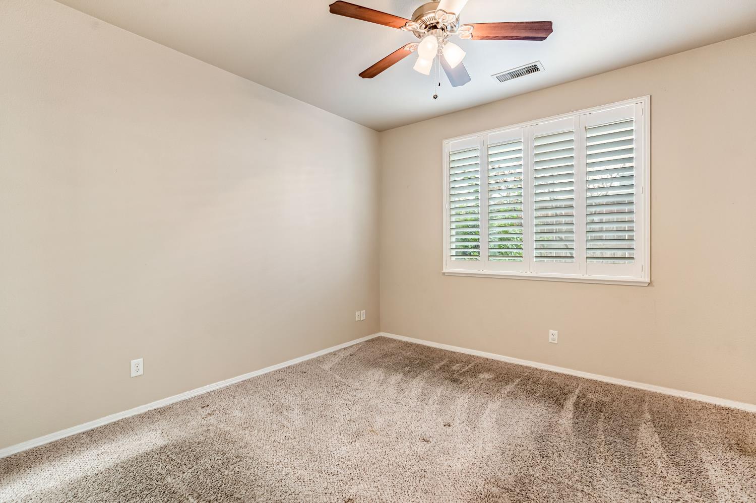 4088 W Fig Tree Ln, Fresno, CA 93722