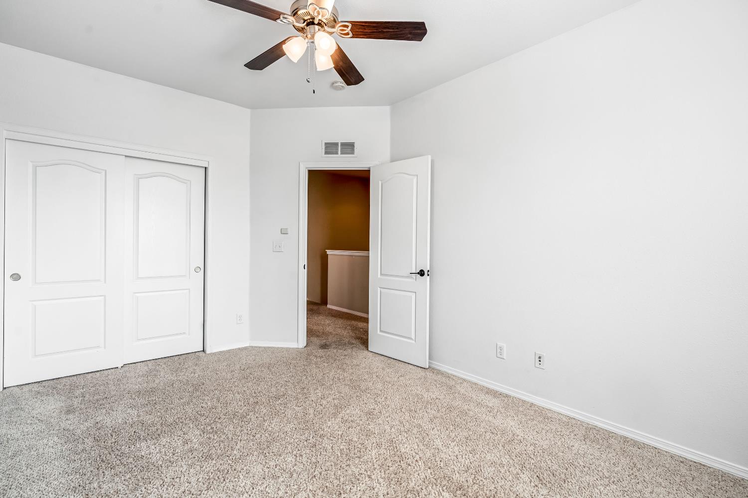 4088 W Fig Tree Ln, Fresno, CA 93722