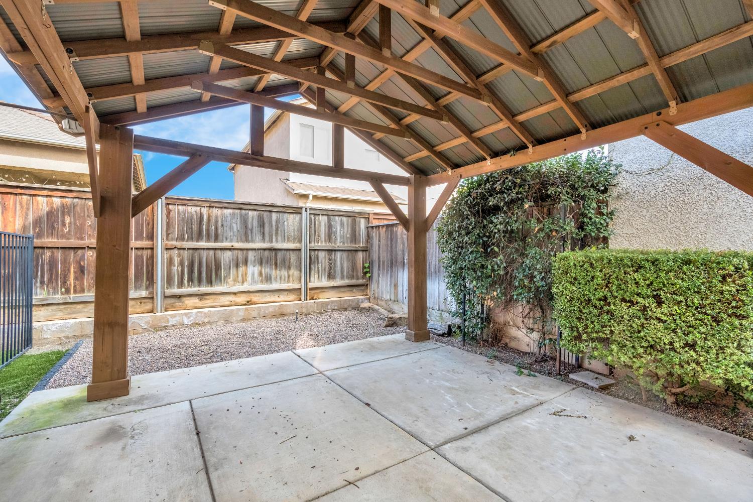 4088 W Fig Tree Ln, Fresno, CA 93722