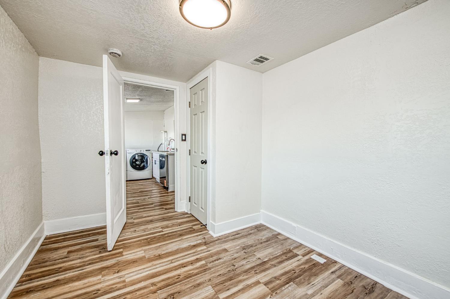 2710 C St, Selma, CA 93662