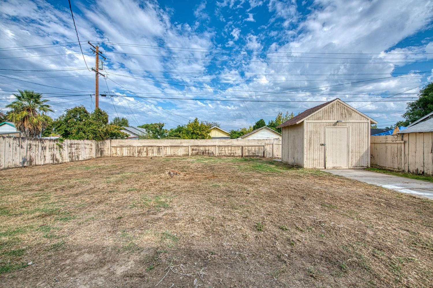 2710 C St, Selma, CA 93662
