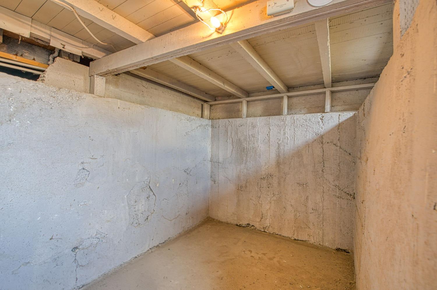 2710 C St, Selma, CA 93662