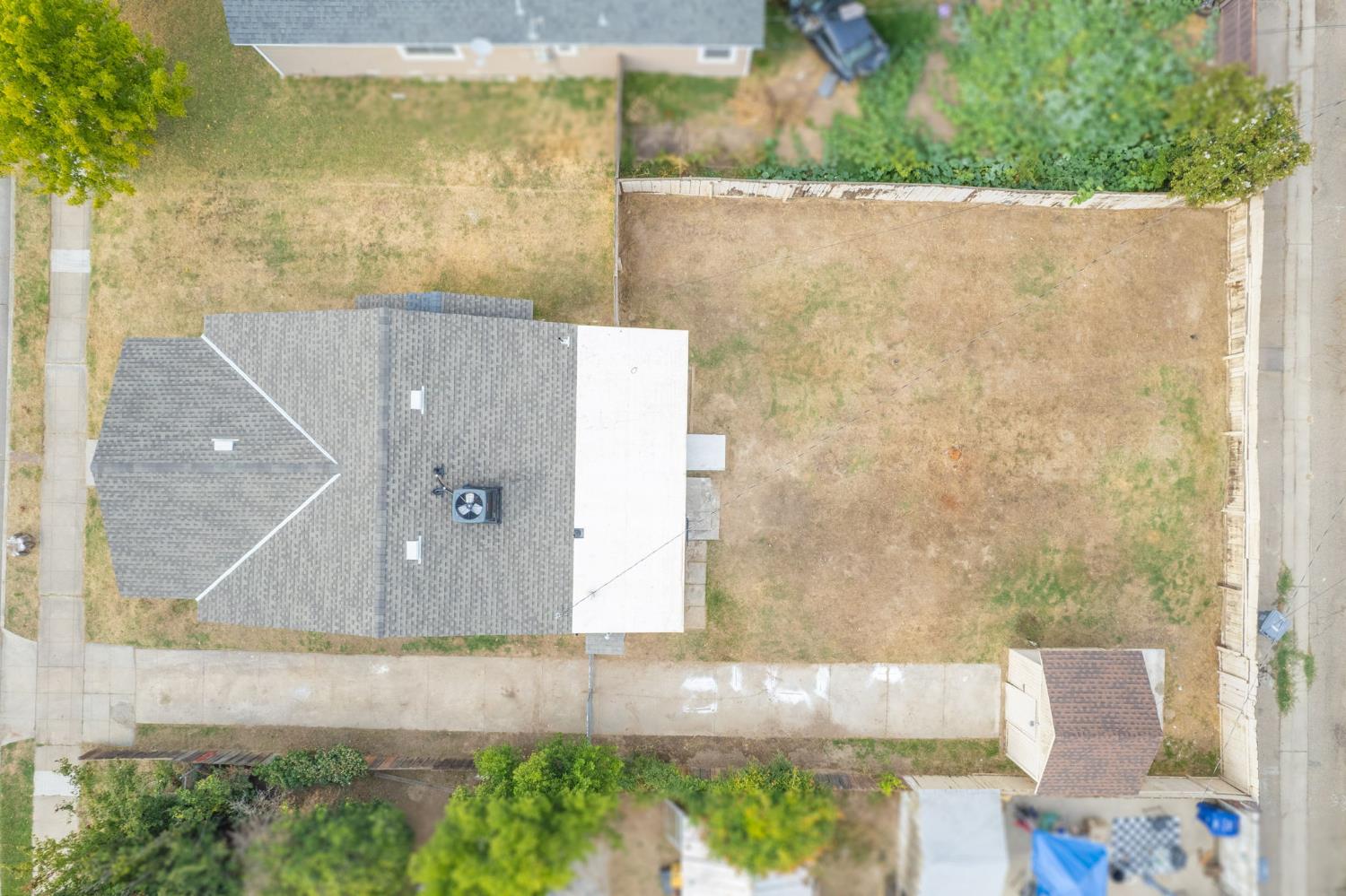 2710 C St, Selma, CA 93662