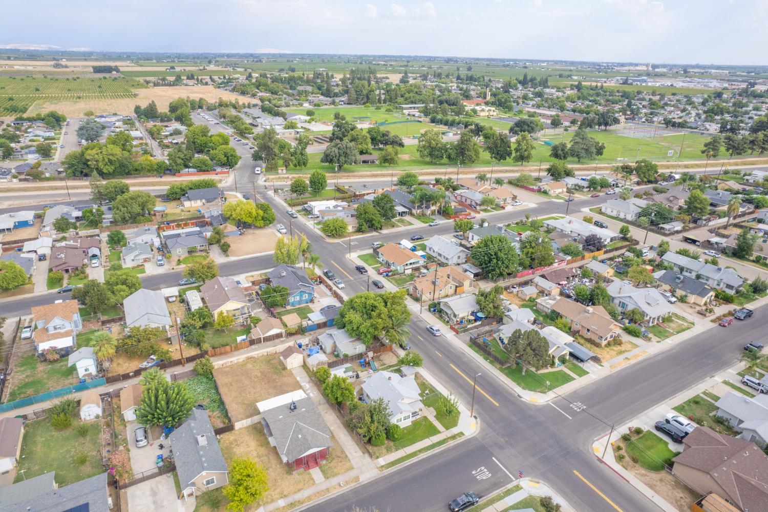 2710 C St, Selma, CA 93662