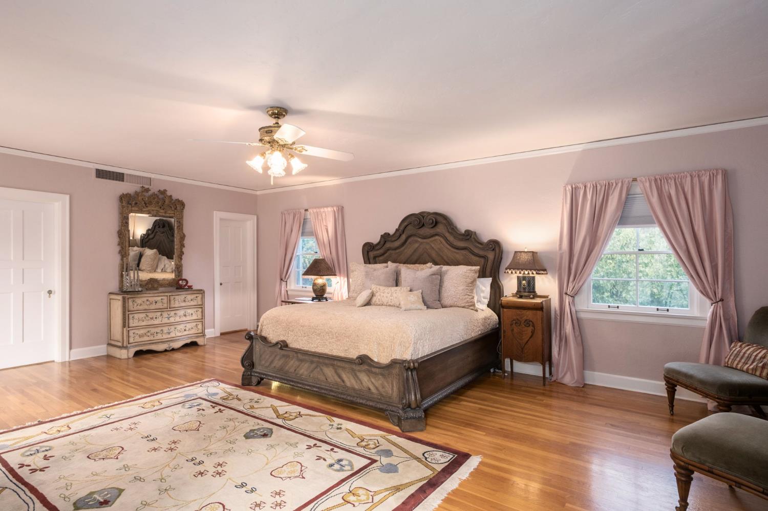 4175 N Van Ness Blvd, Fresno, CA 93704