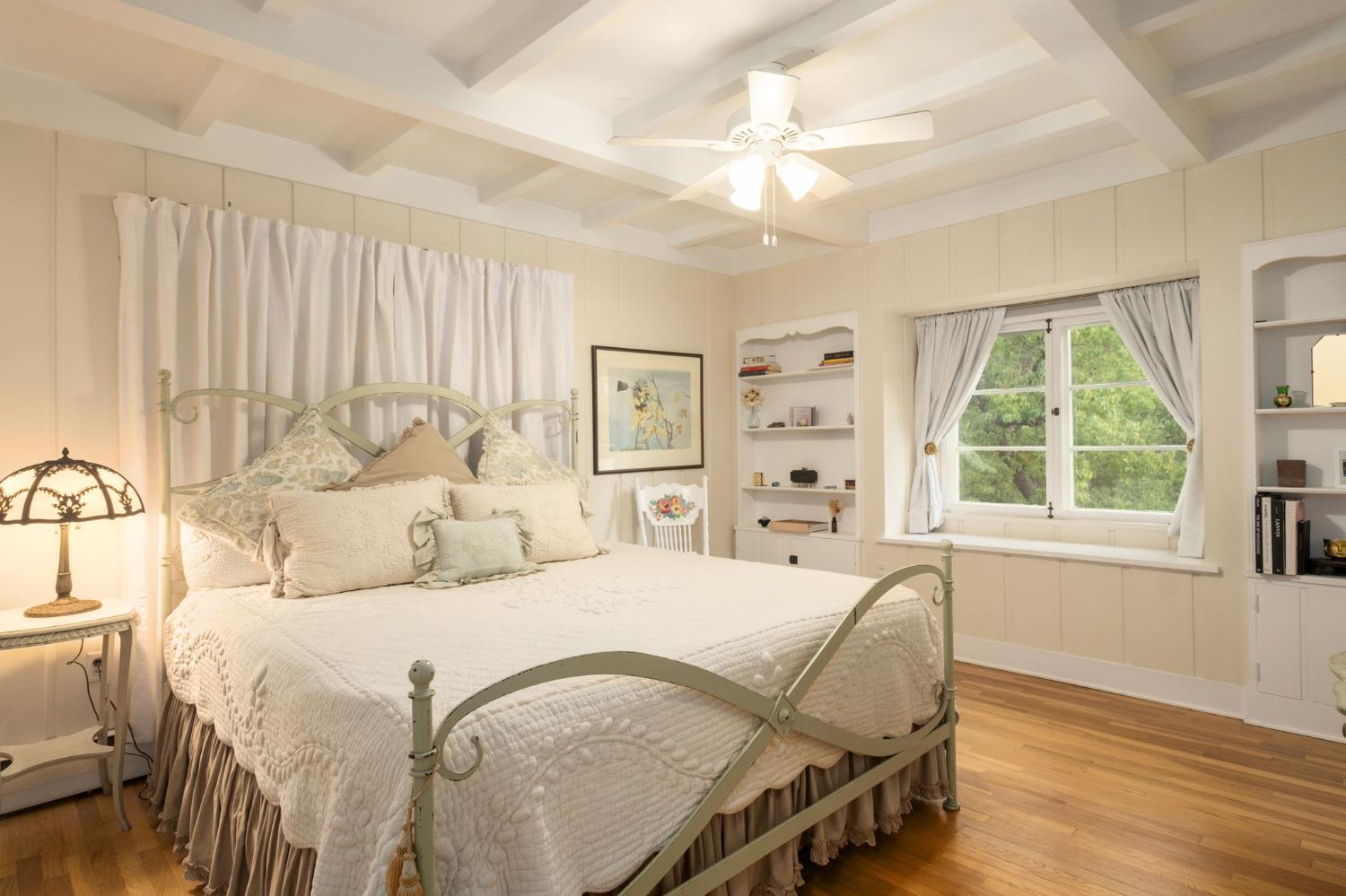 4175 N Van Ness Blvd, Fresno, CA 93704